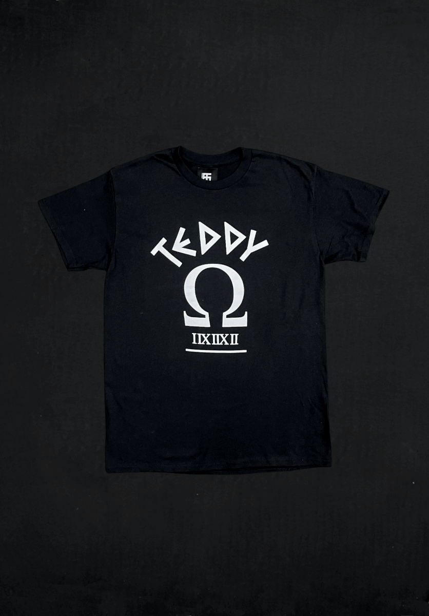 CAMISETA NEGRA SIMBOLO GRIEGO